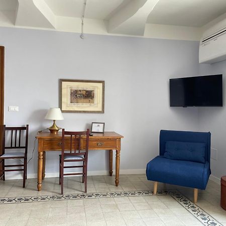Appartamento I MEZZANINI di Palazzo Bonaccorsi Milazzo Esterno foto