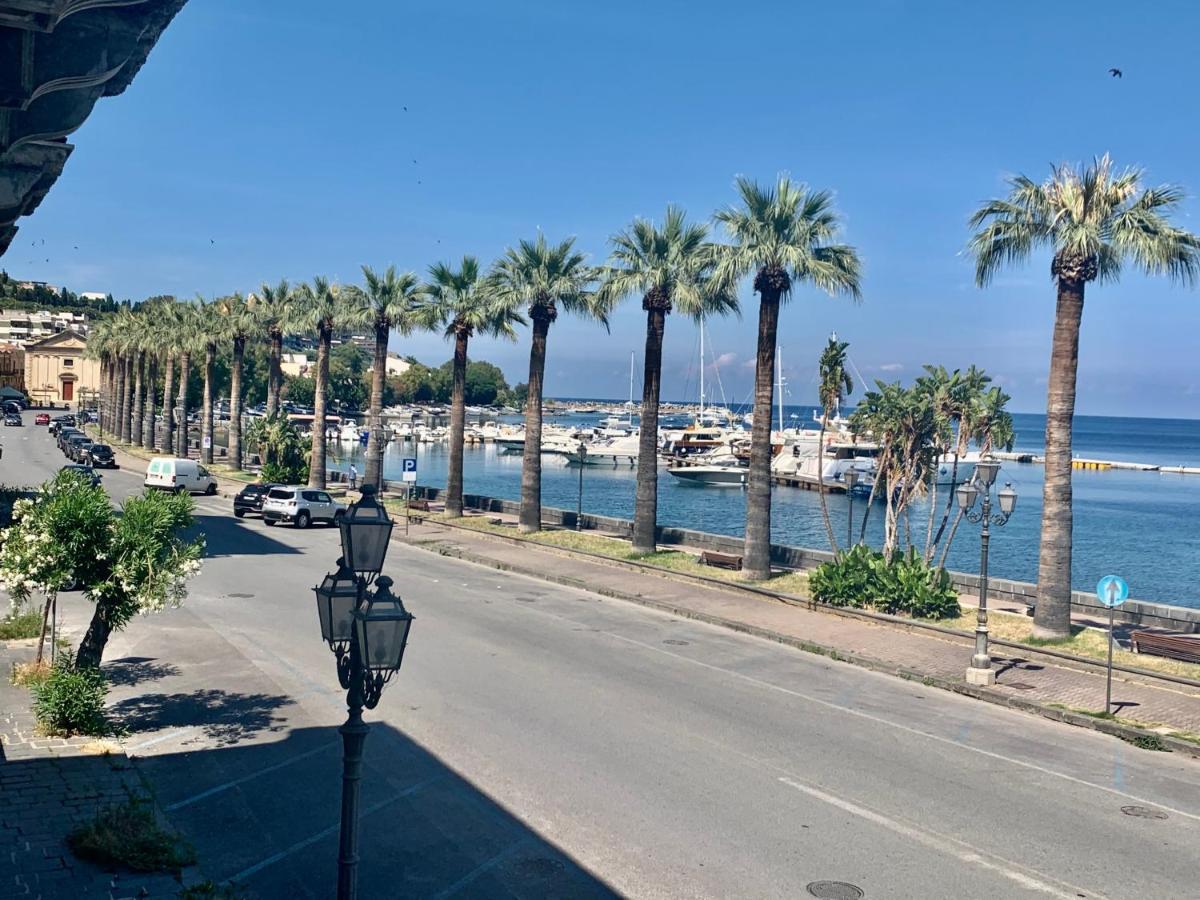 Appartamento I MEZZANINI di Palazzo Bonaccorsi Milazzo Esterno foto