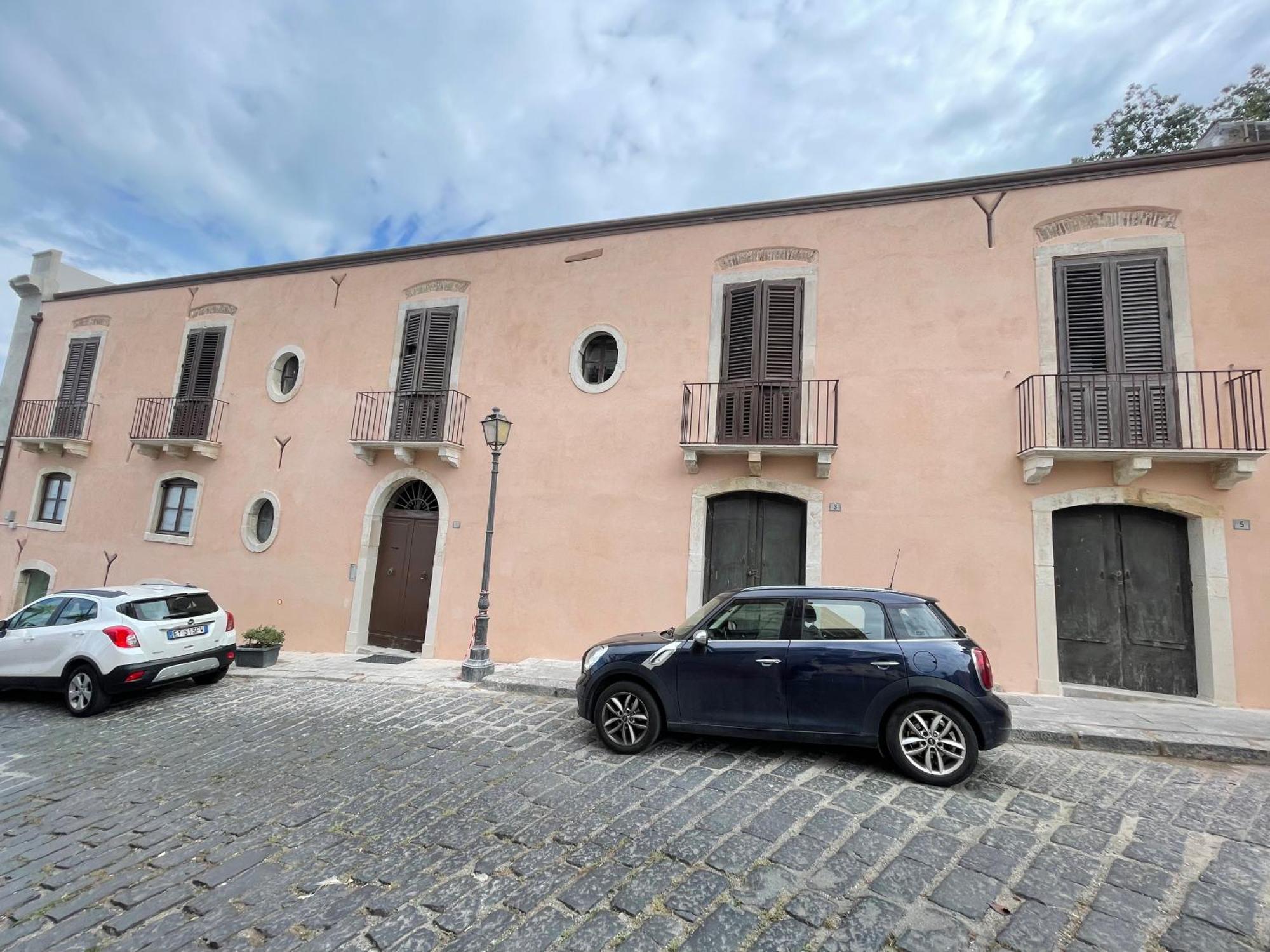 Appartamento I MEZZANINI di Palazzo Bonaccorsi Milazzo Esterno foto